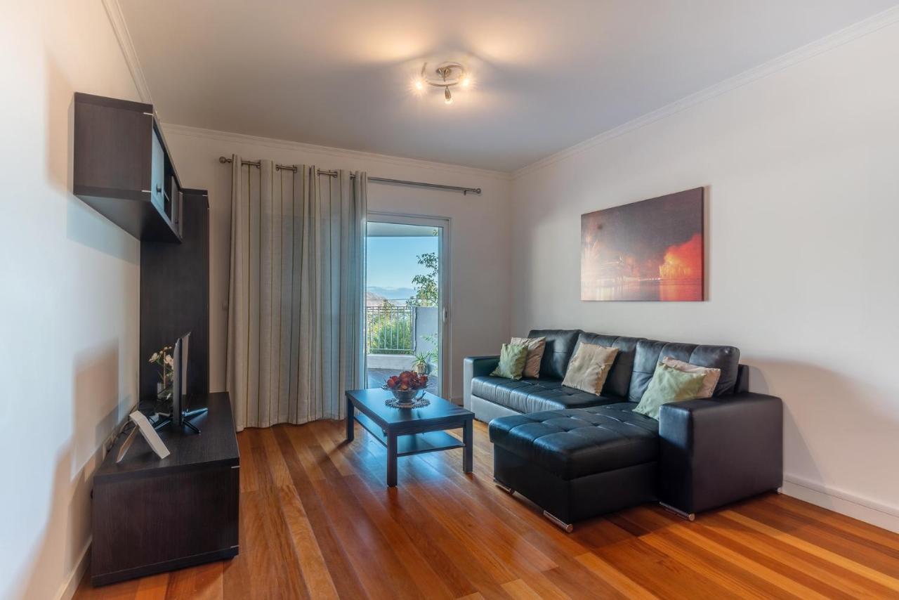 Virtudes Ocean View With Pool By Madeira